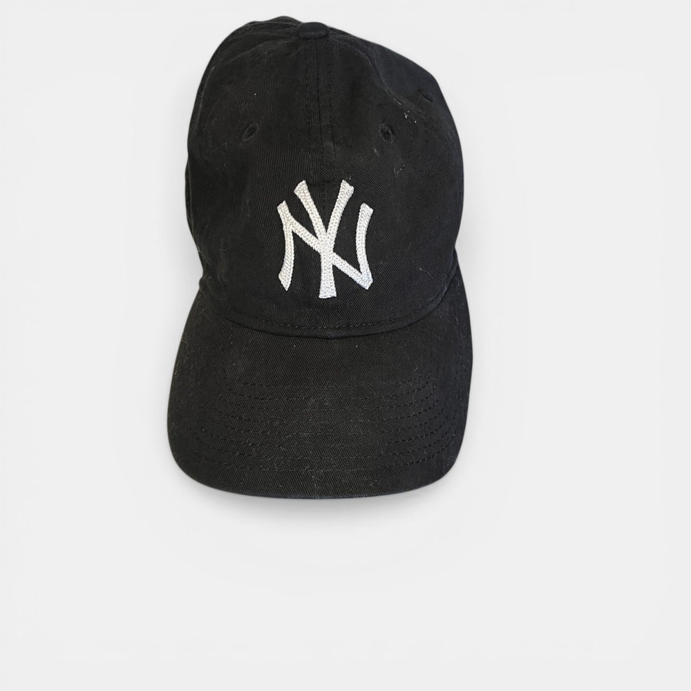 New Era Yankees 9TWENTY Adjustable Hat Black Dad Cap MLB Baseball Strapback